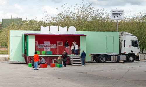Le camion musée MuMo - Centre Pompidou fait étape au Jardin Amable Chanot