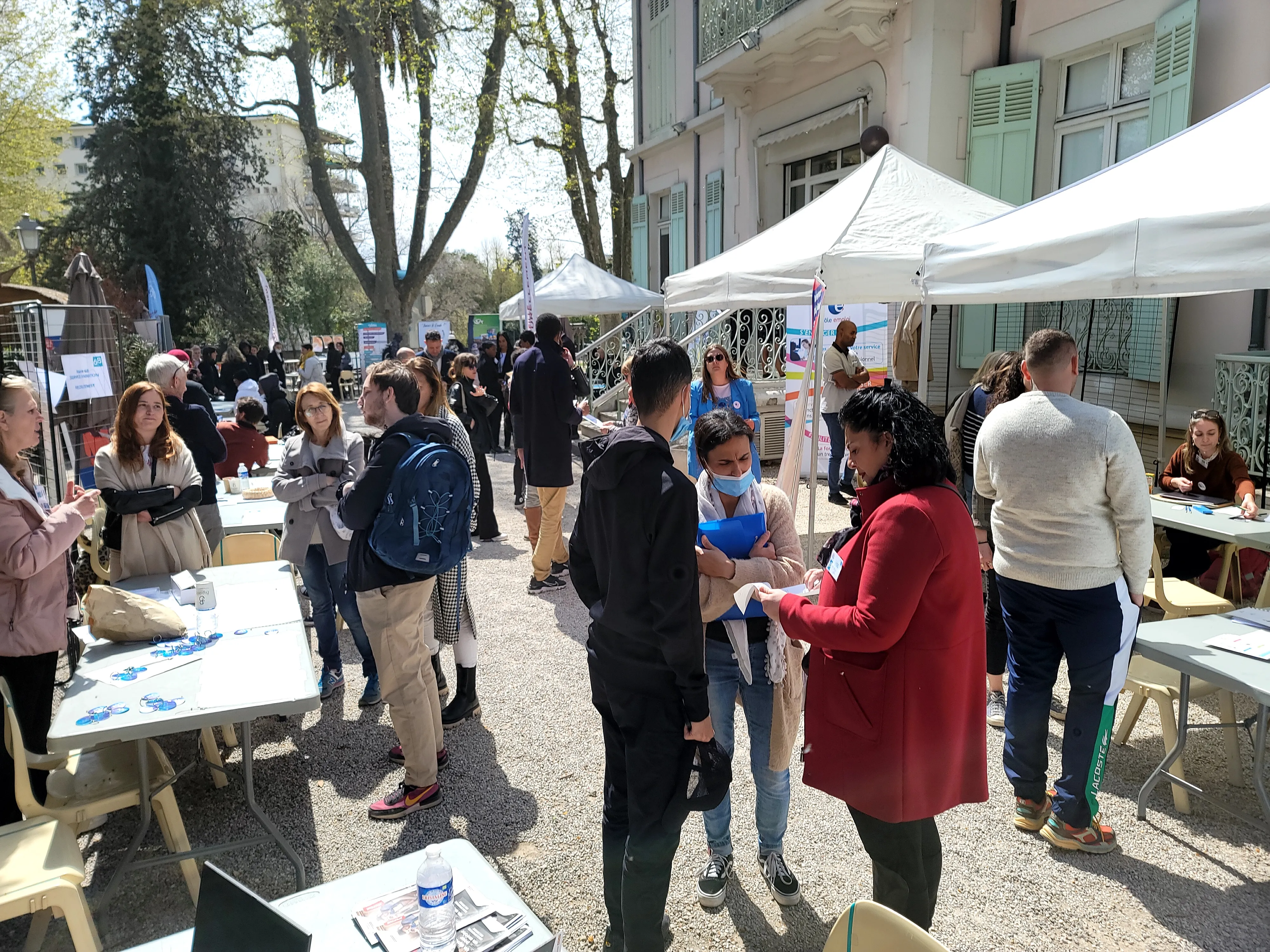 emploi spéciale